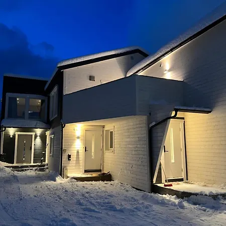 Pa Toppen Av Tromsoya