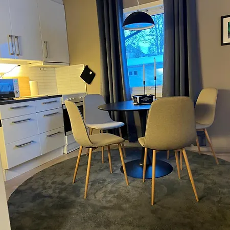 Pa Toppen Av Tromsoya Lägenhet