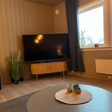 Apartman Pa Toppen Av Tromsoya *